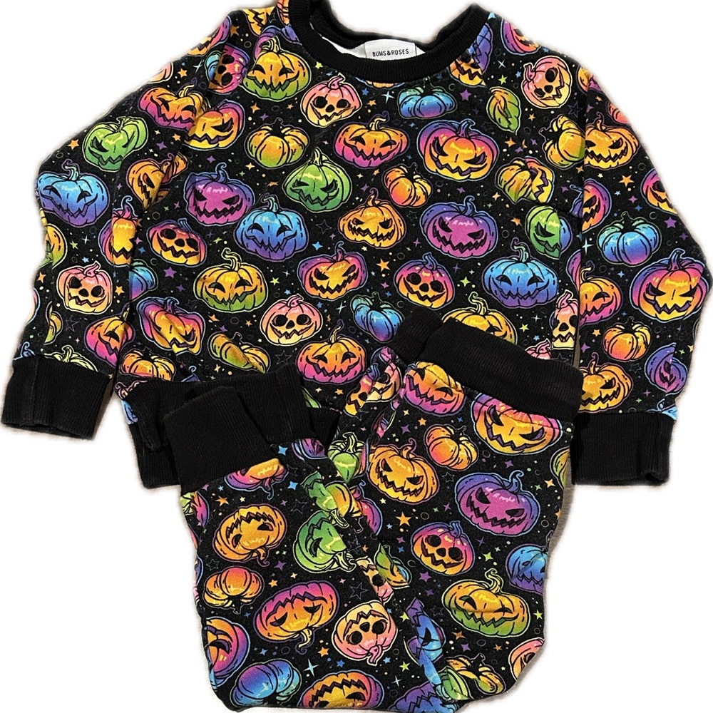 2T Bums & Roses Glow Hard Sweatsuit